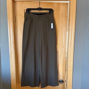 Old Navy High Rise Pixie Wide Leg Pants Pull on Pants- Olive Green